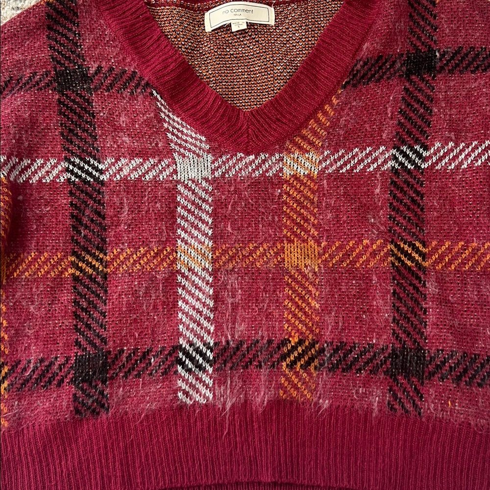 ‼️ Elegant Plaid V-Neck Sweater ‼️ - Picture 3 of 3
